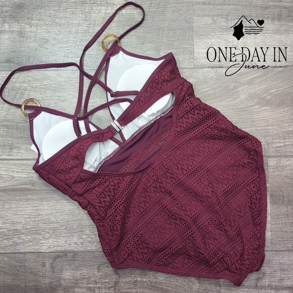 Charmo V Front One Piece Swimsuit Size L - Picture 5 of 5